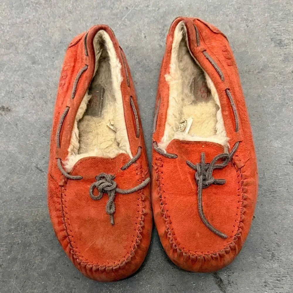 UGG Women's Vibrant Moccasins